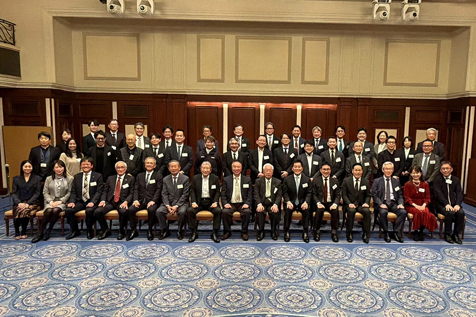 令和7年度 忘年例会の様子9